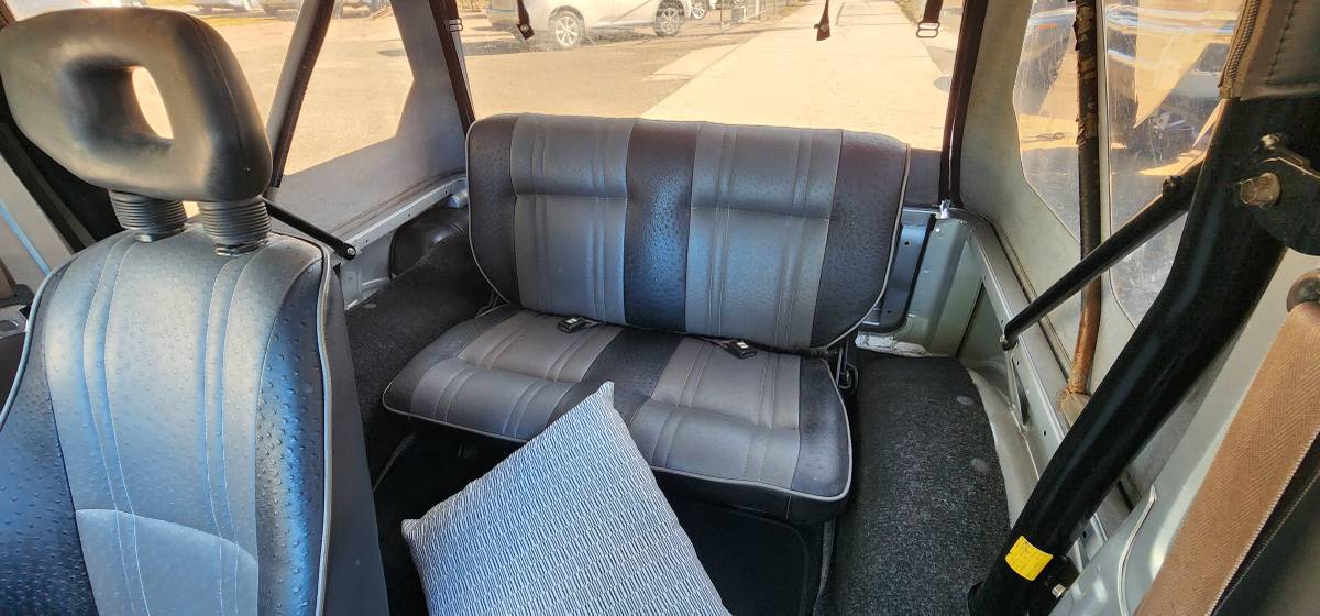 Suzuki-samurai-4wd-conv-1987-silver-23