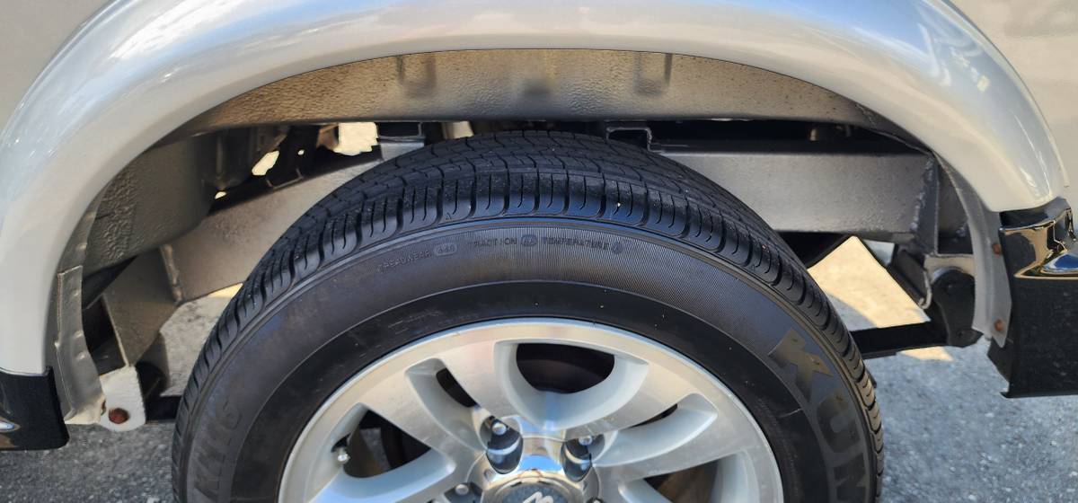 Suzuki-samurai-4wd-conv-1987-silver-9