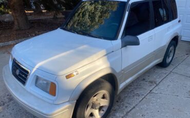 Suzuki-sidekick-1996-white-1