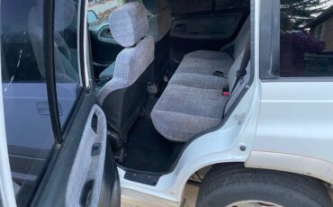 Suzuki-sidekick-1996-white-5