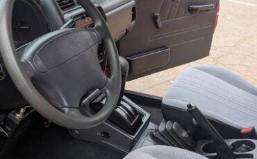 Suzuki-sidekick-hard-top-1996-red-13