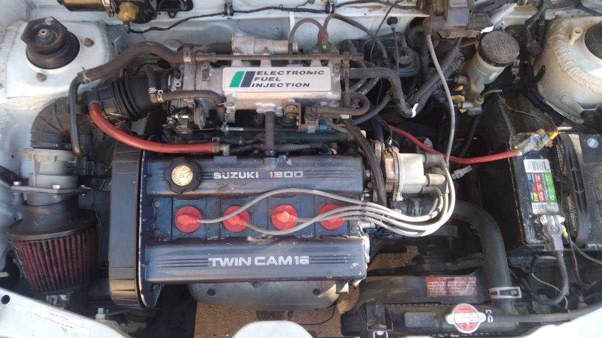 Suzuki-swift-1.3-gti-1991-white-3