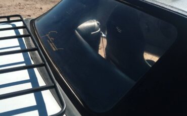 Suzuki-swift-1.3-gti-1991-white-4