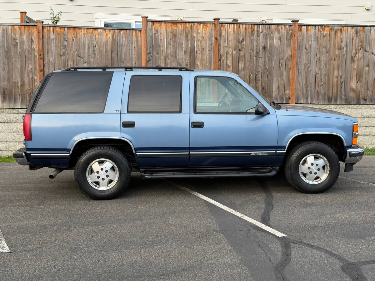 Tahoe-k1500-1995-blue-13