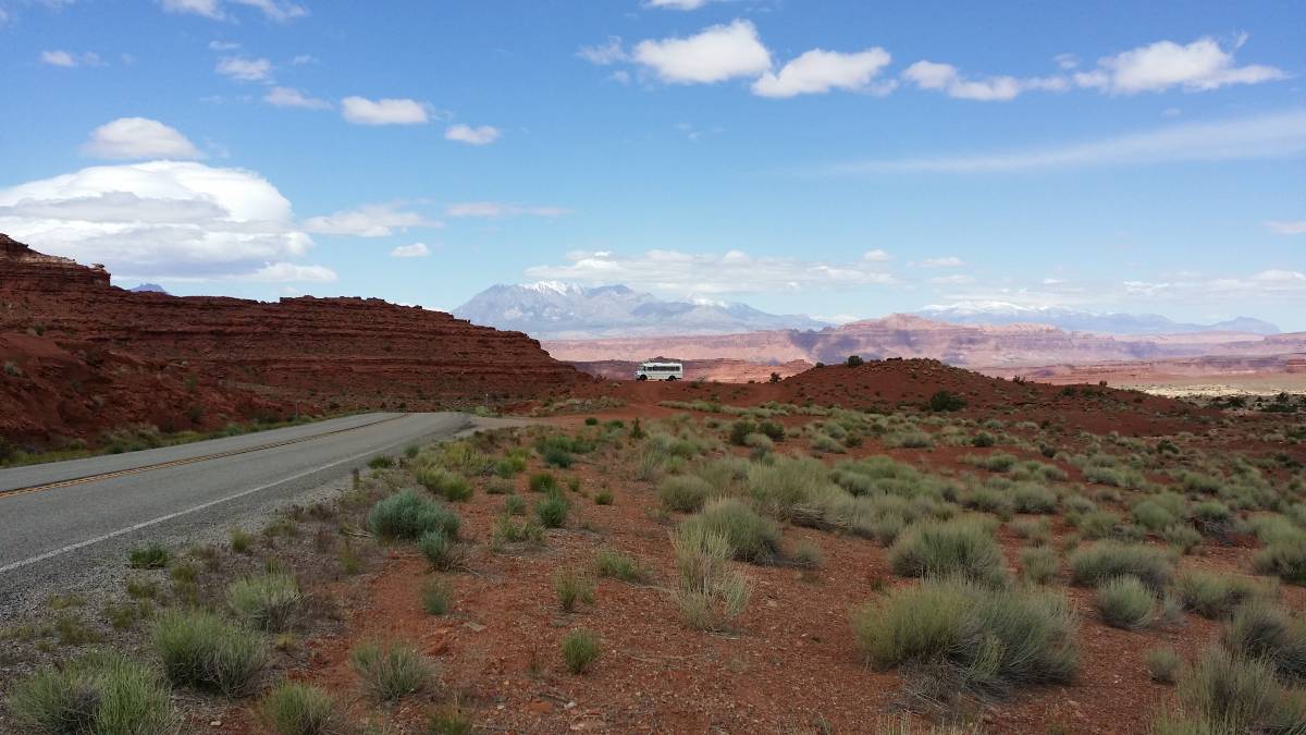 Thomas-bus-3600vista-series-diesel-1996-white-1