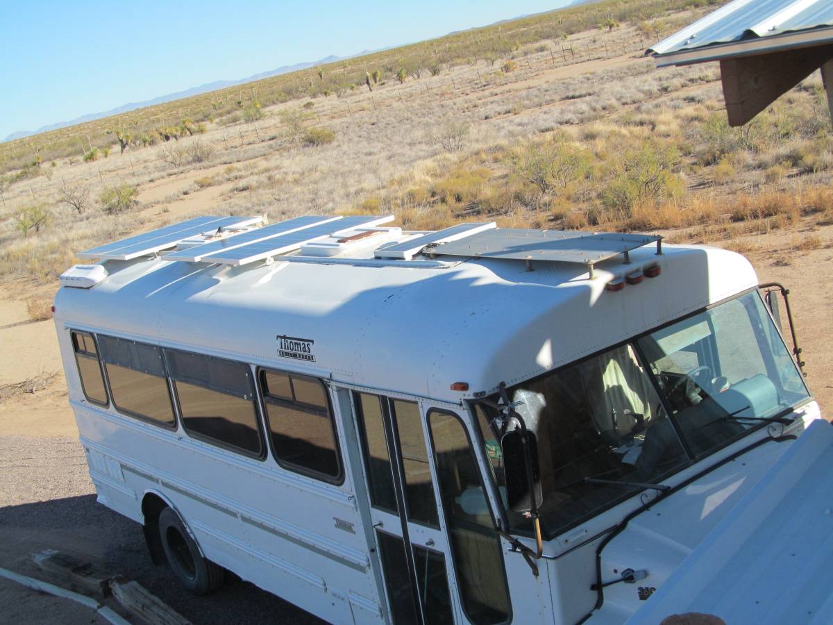 Thomas-bus-3600vista-series-diesel-1996-white-10