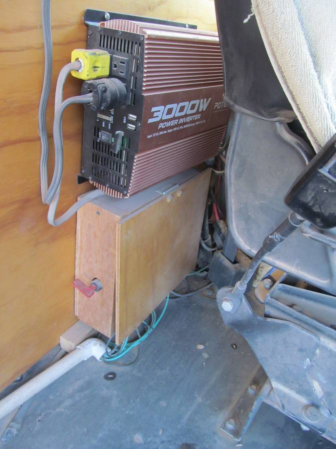 Thomas-bus-3600vista-series-diesel-1996-white-11