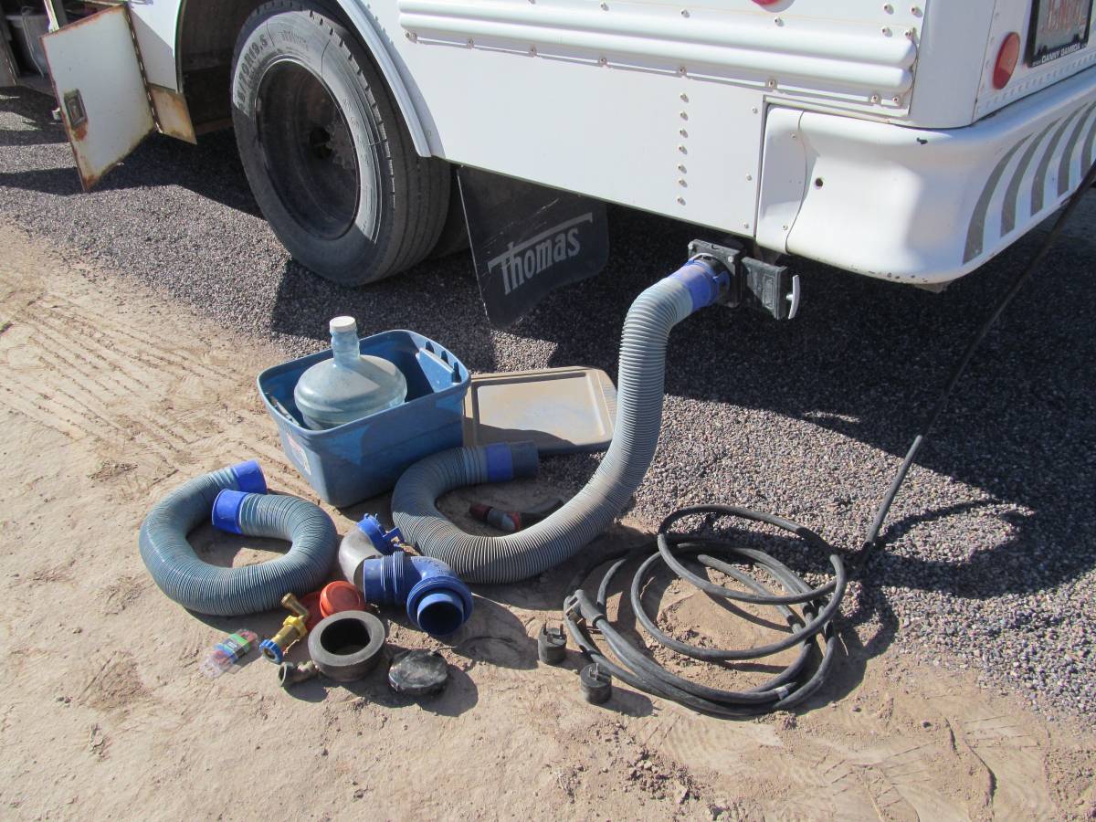 Thomas-bus-3600vista-series-diesel-1996-white-16