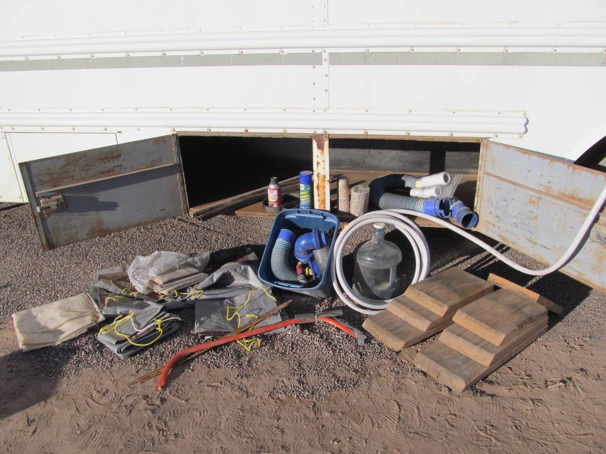 Thomas-bus-3600vista-series-diesel-1996-white-17