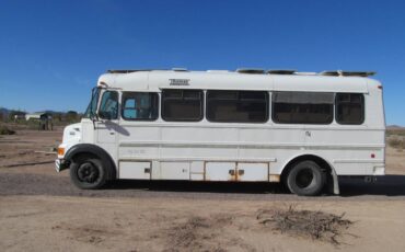 Thomas-bus-3600vista-series-diesel-1996-white-19