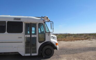 Thomas-bus-3600vista-series-diesel-1996-white-21