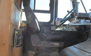 Thomas-bus-3600vista-series-diesel-1996-white-3