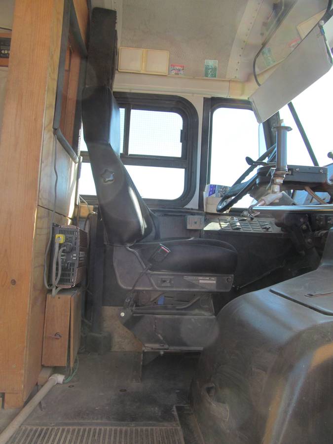 Thomas-bus-3600vista-series-diesel-1996-white-3