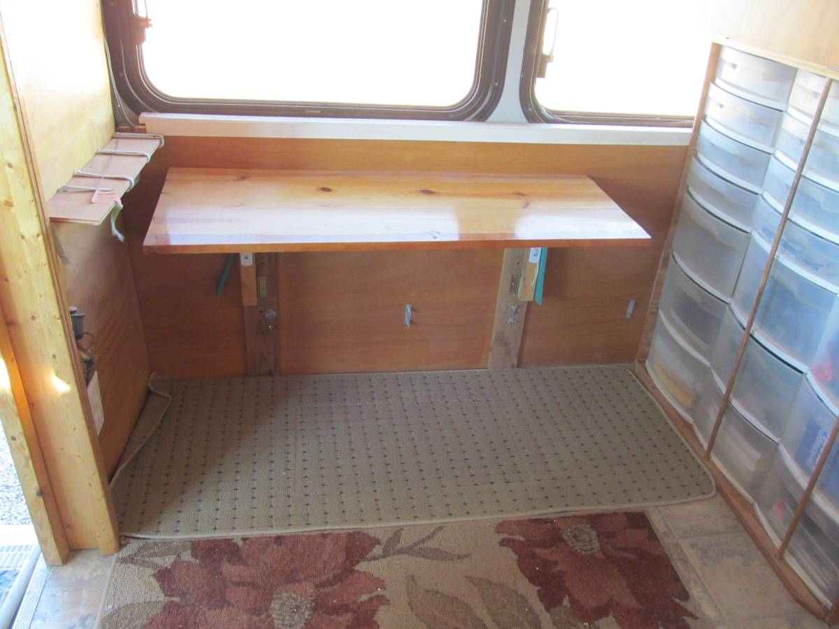 Thomas-bus-3600vista-series-diesel-1996-white-7