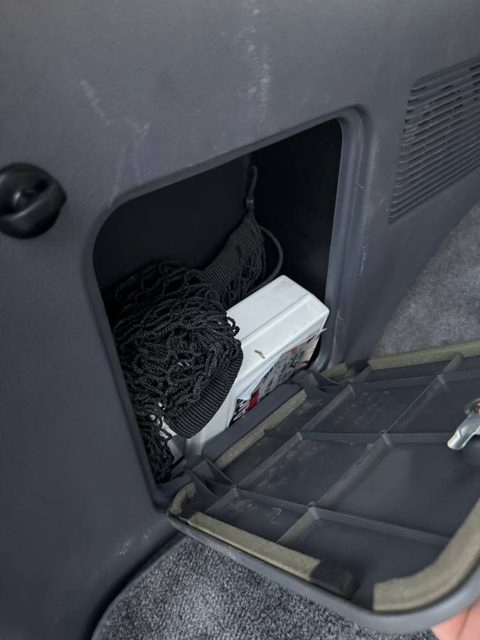 Toyota-1995-green-12