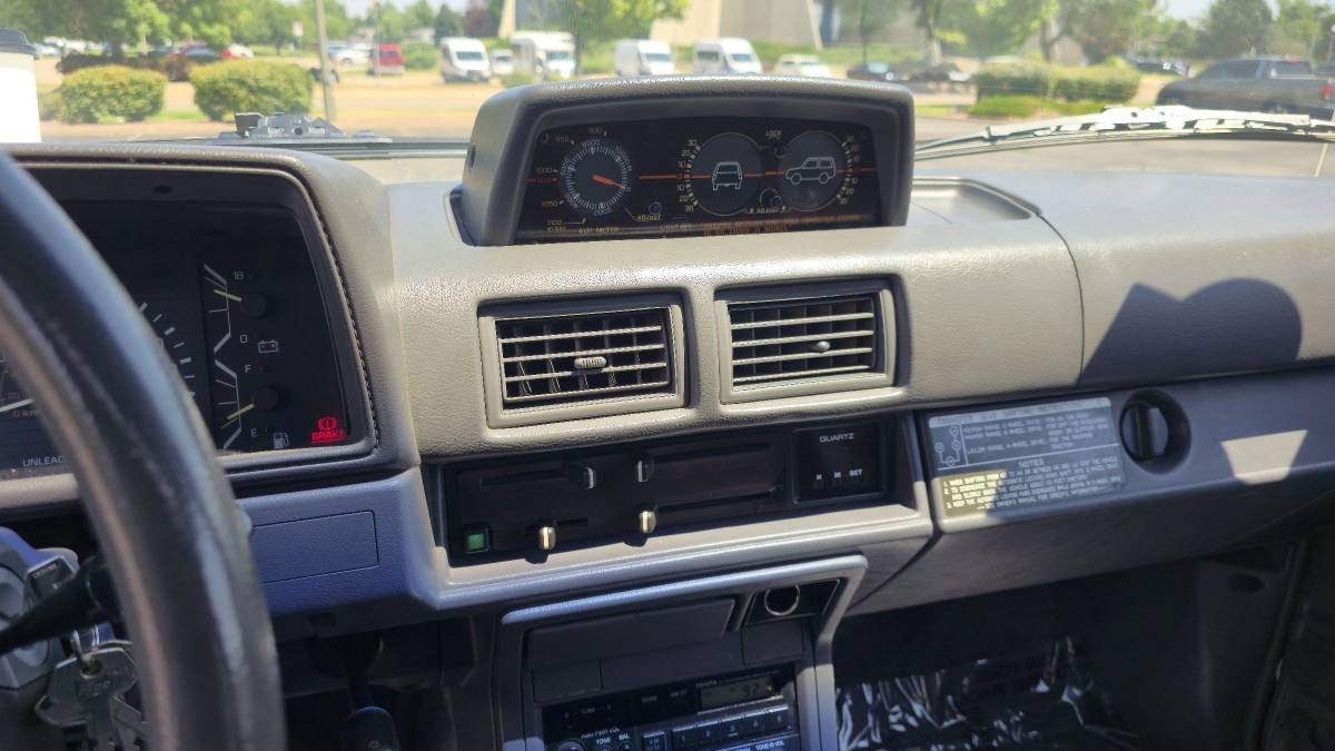 Toyota-4-runner-sr5-1987-10
