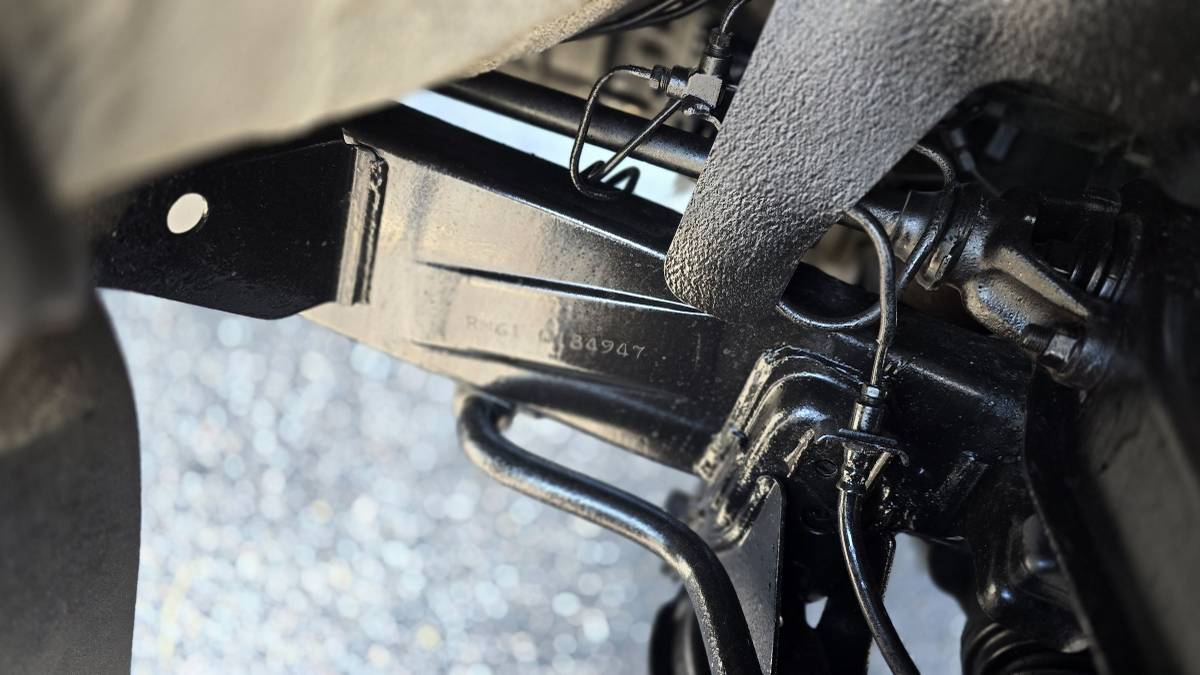 Toyota-4-runner-sr5-1987-16