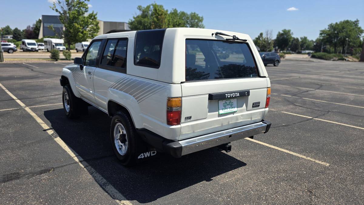 Toyota-4-runner-sr5-1987-5