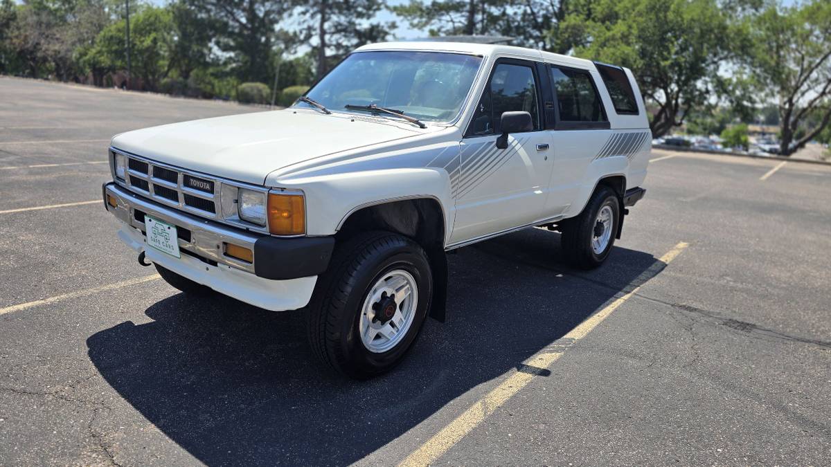 Toyota-4-runner-sr5-1987