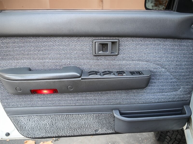 Toyota-4Runner-1995-27