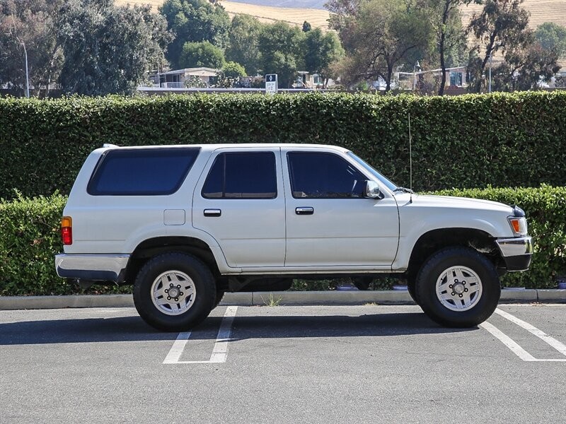 Toyota-4Runner-1995-3