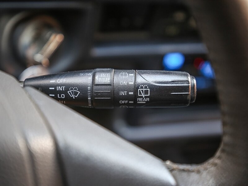 Toyota-4Runner-1995-32