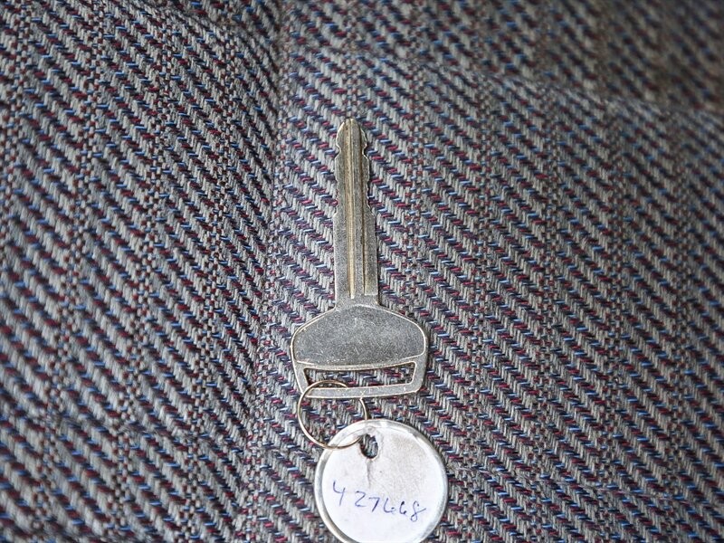 Toyota-4Runner-1995-37