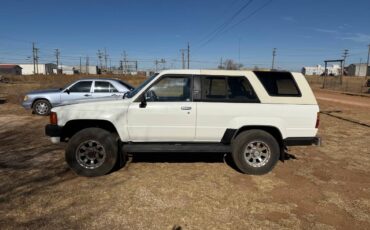 Toyota-4runner-1984-white-3