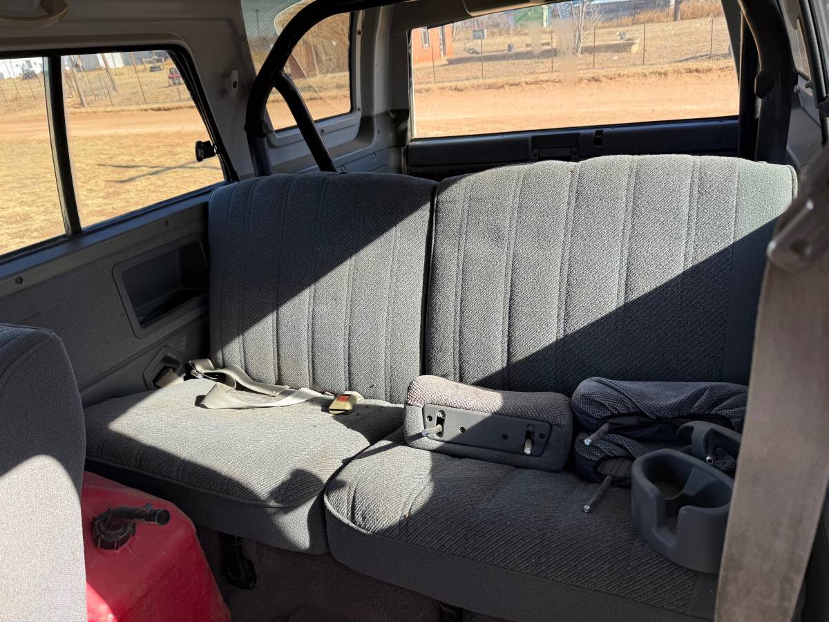 Toyota-4runner-1984-white