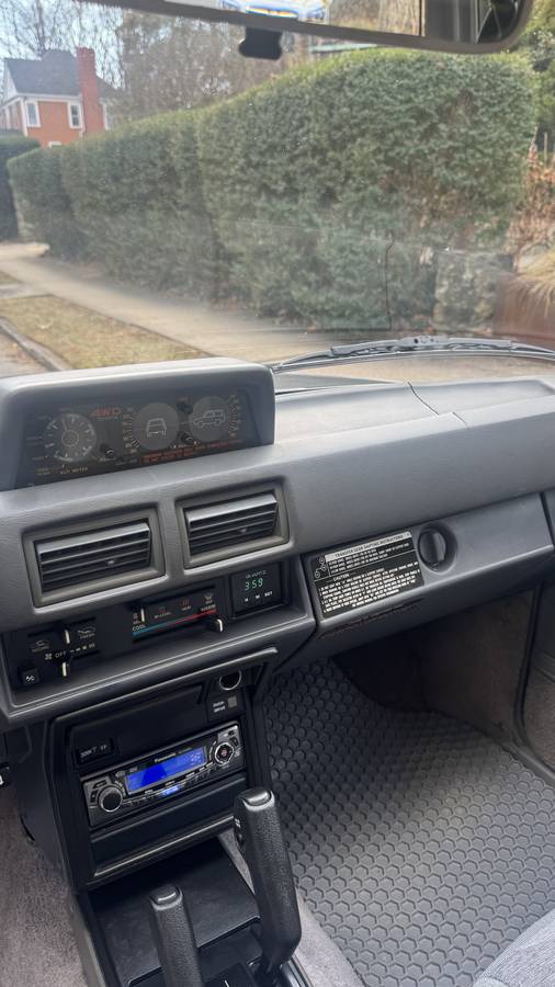 Toyota-4runner-1986-grey-4