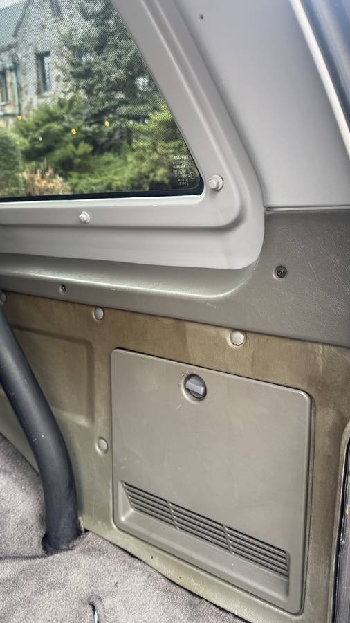 Toyota-4runner-1986-grey-9