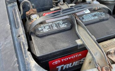 Toyota-4runner-1989-black-14