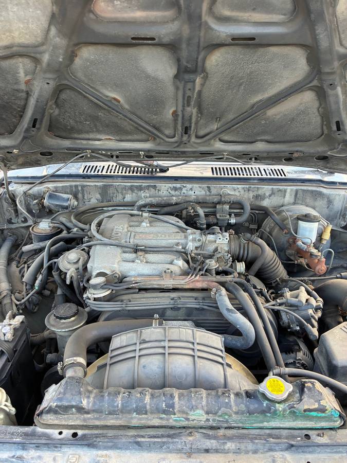 Toyota-4runner-1989-black-15