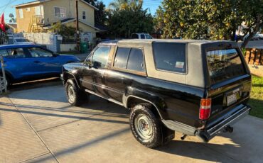 Toyota-4runner-1989-black-2