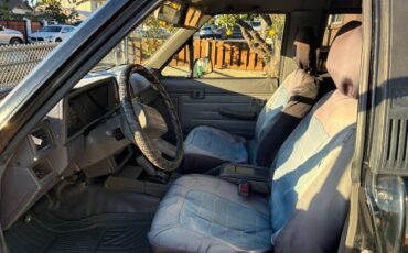 Toyota-4runner-1989-black-3