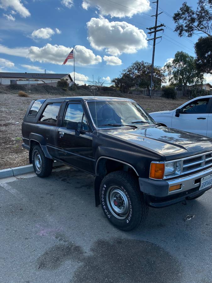 Toyota-4runner-1989-black-6