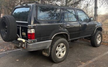 Toyota-4runner-1990-black-1
