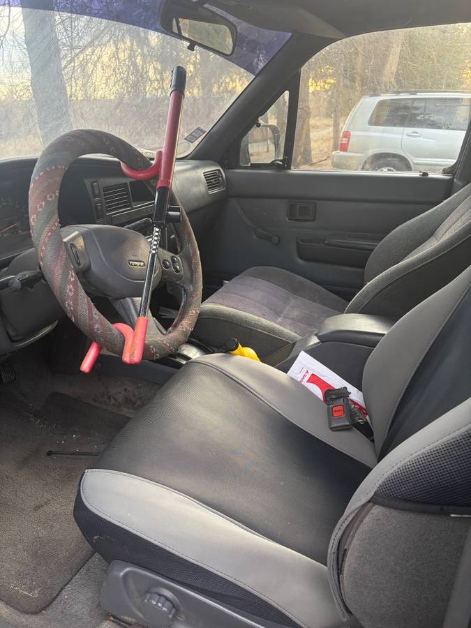 Toyota-4runner-1990-black-2