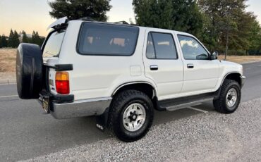 Toyota-4runner-1990-white-13