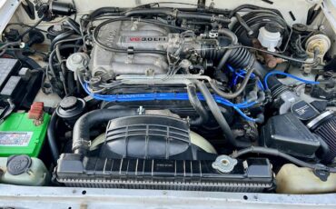 Toyota-4runner-1990-white-4