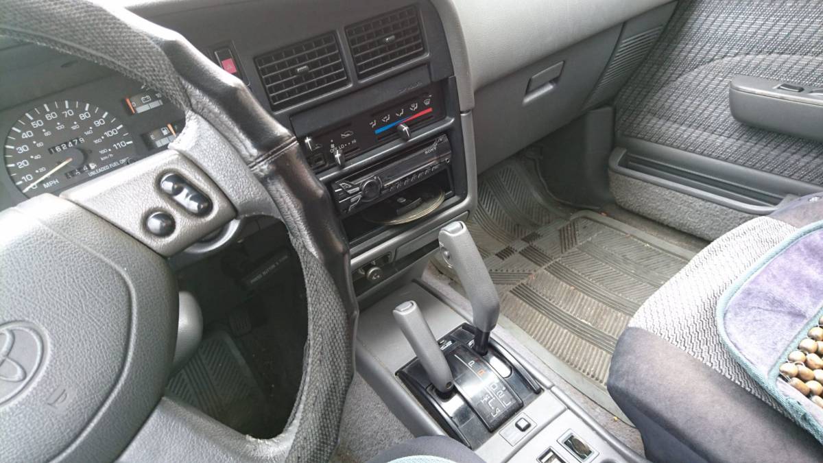 Toyota-4runner-1992-red-7