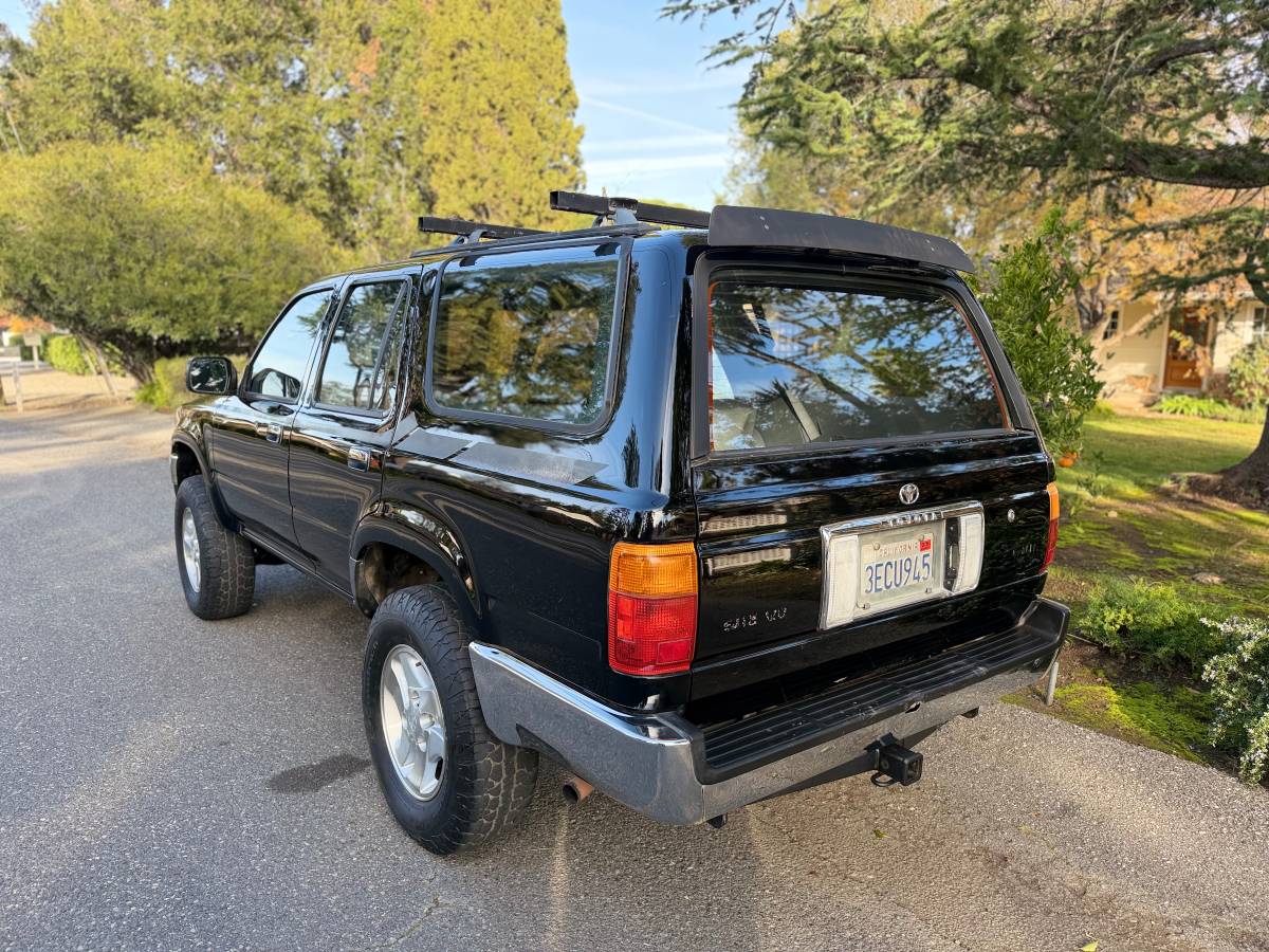 Toyota-4runner-1993-3