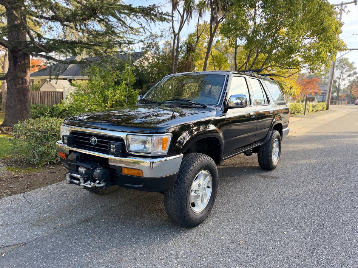 Toyota-4runner-1993