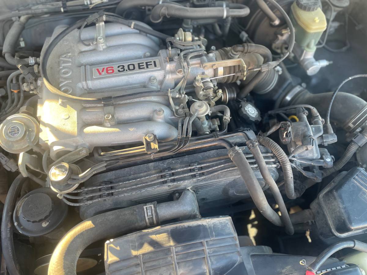 Toyota-4runner-1994-grey-1