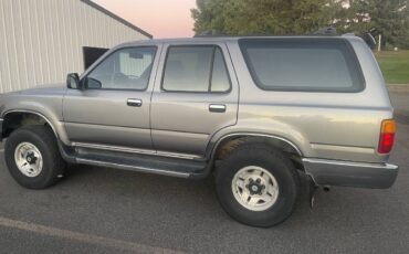 Toyota-4runner-1994-grey-2
