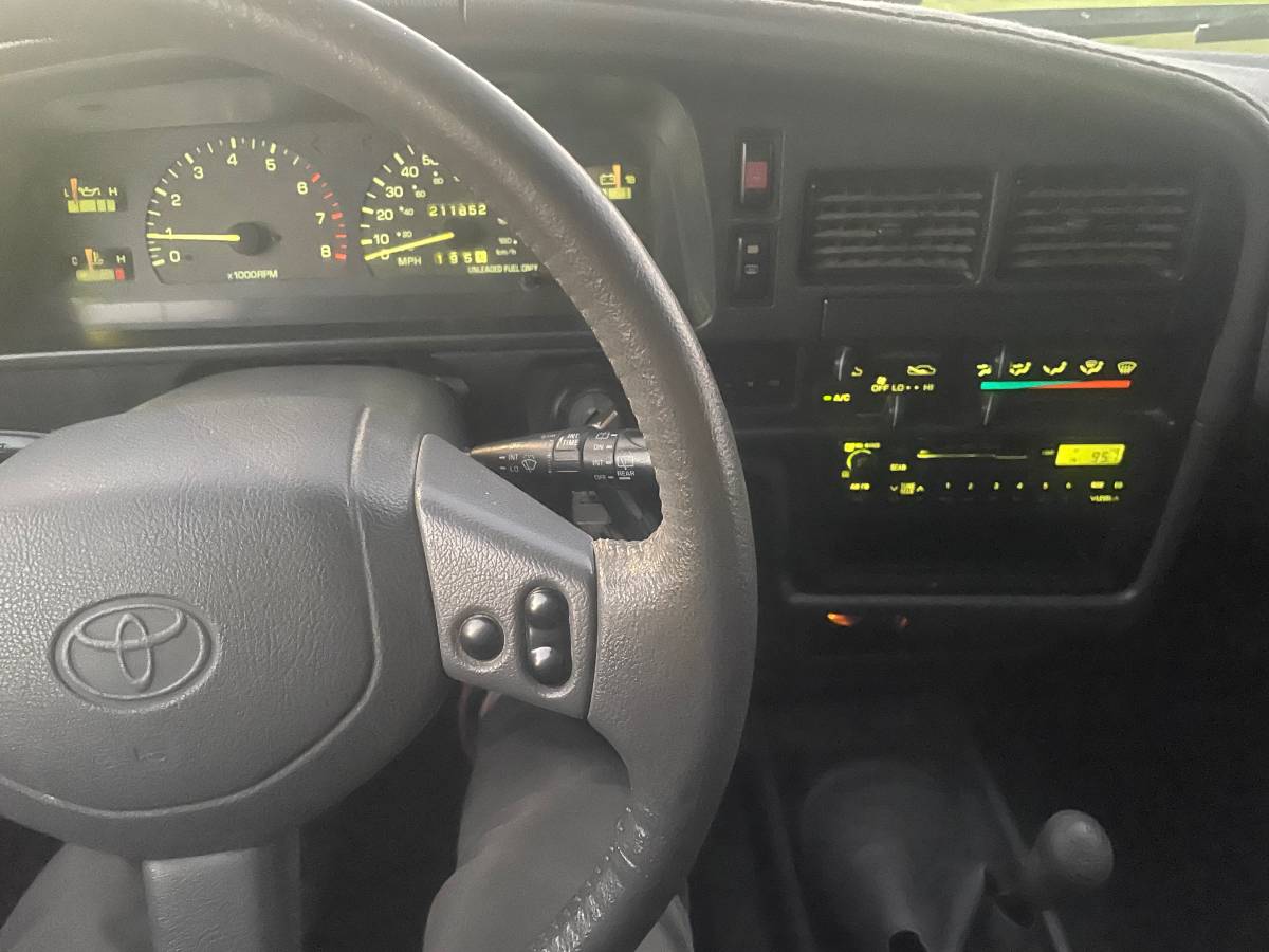 Toyota-4runner-1994-grey-4