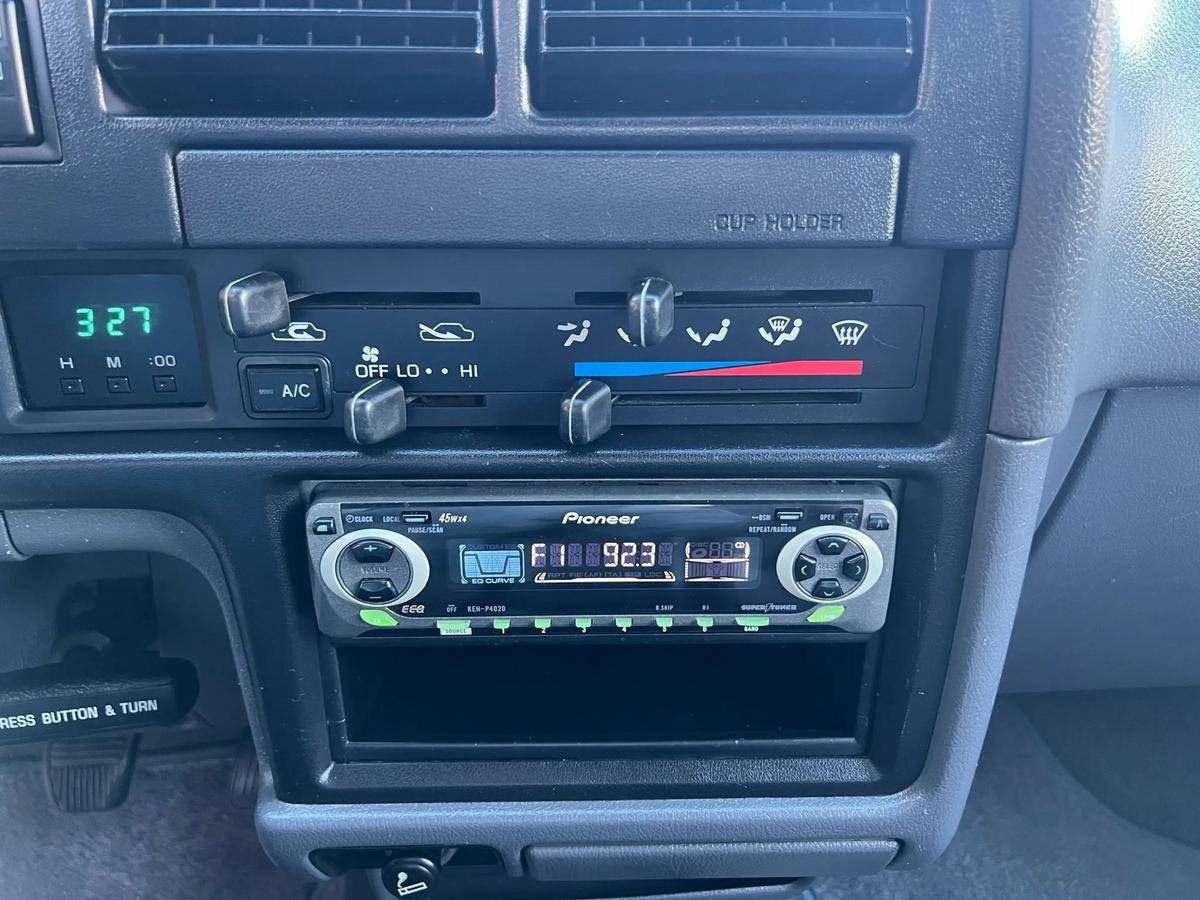 Toyota-4runner-1995-green-16