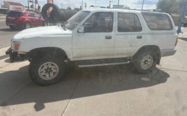 Toyota-4runner-1995-white-1