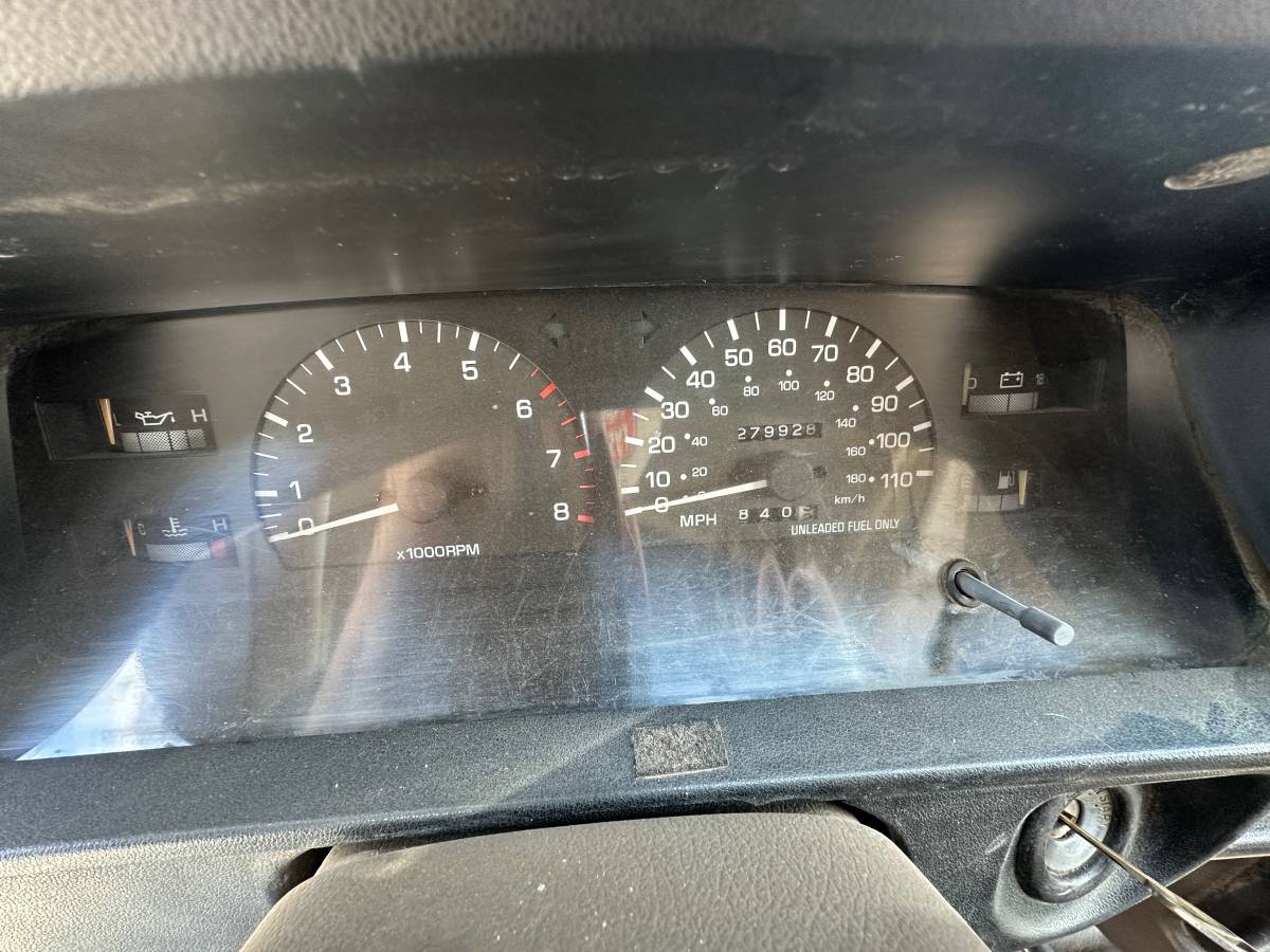 Toyota-4runner-1995-white-16