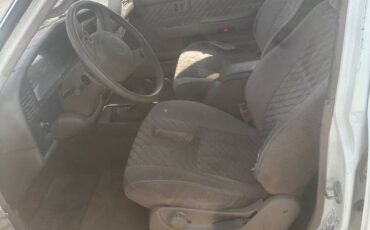 Toyota-4runner-1995-white-5